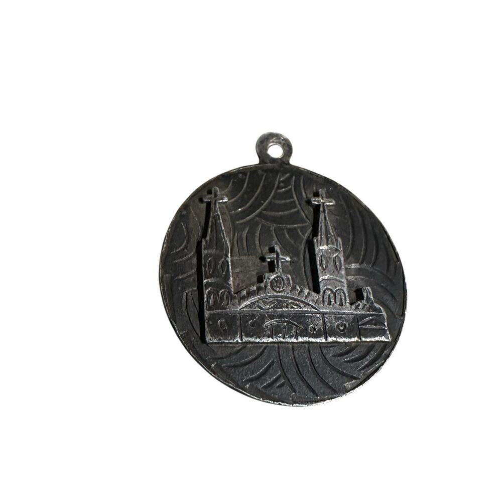 vintage 925 sterling silver round catholic Religious church cathedral pendant
